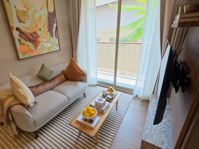 shuosheng — THE BASE Height & Mekin Haus Cinematic Real Estate Video