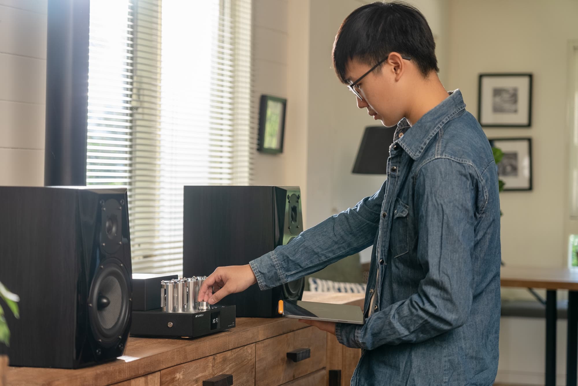 SANSUI Vacuum Tube Audio — Product Film