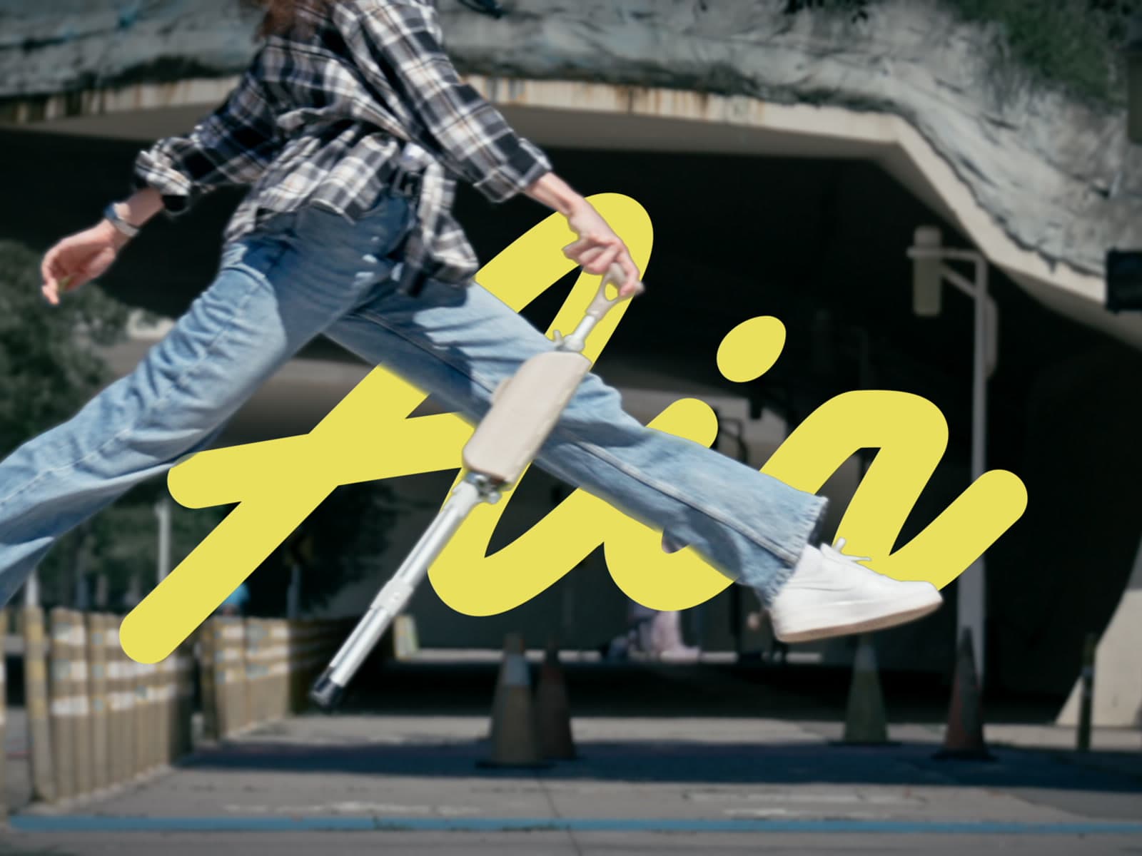 Ta-Da Air Automatic Portable Chair — Commercial Production