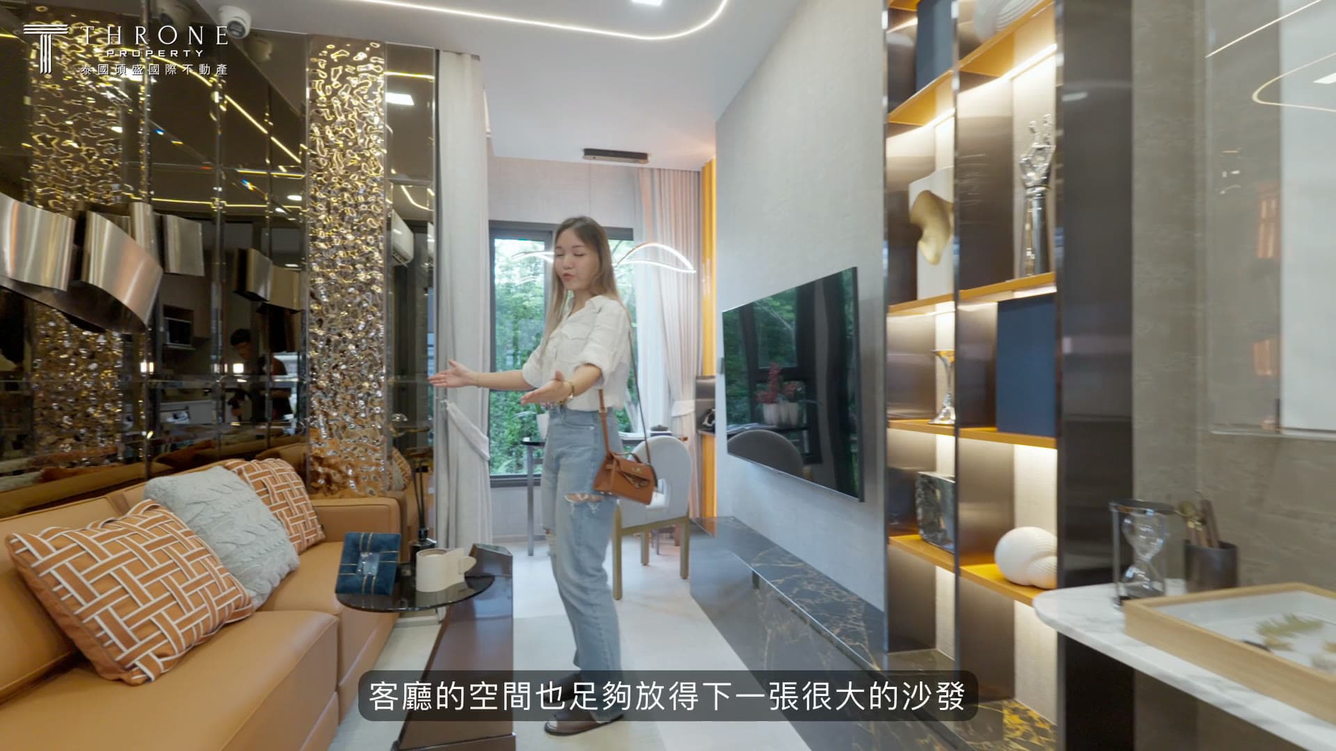 AP Thai — Life Charoennakhon Sathorn Cinematic Real Estate Video
